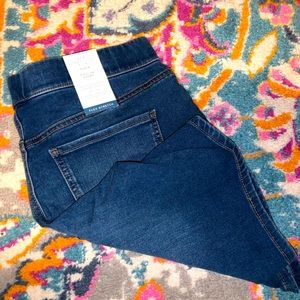 New Directions Pull On Jean Shorts